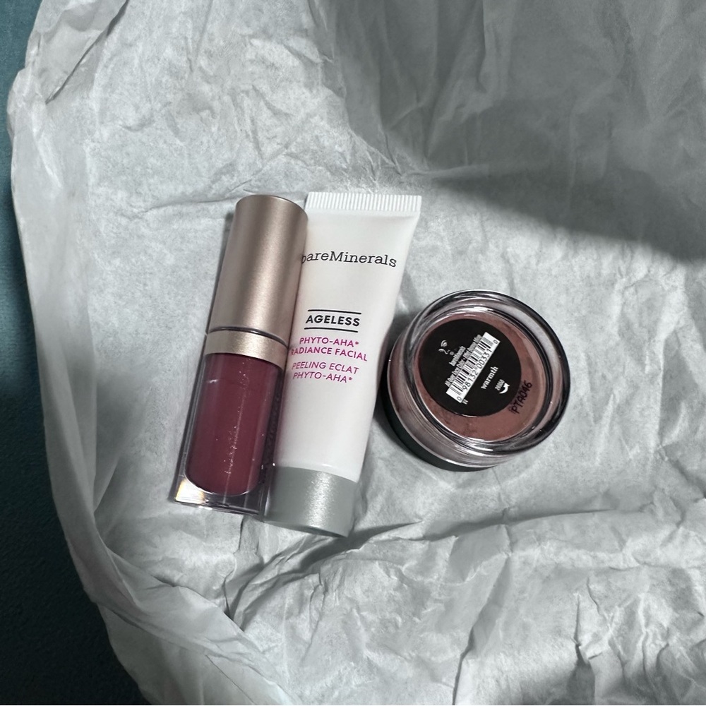 Bare Minerals 3 Piece Lip and makeup Set - Picture 7 of 8